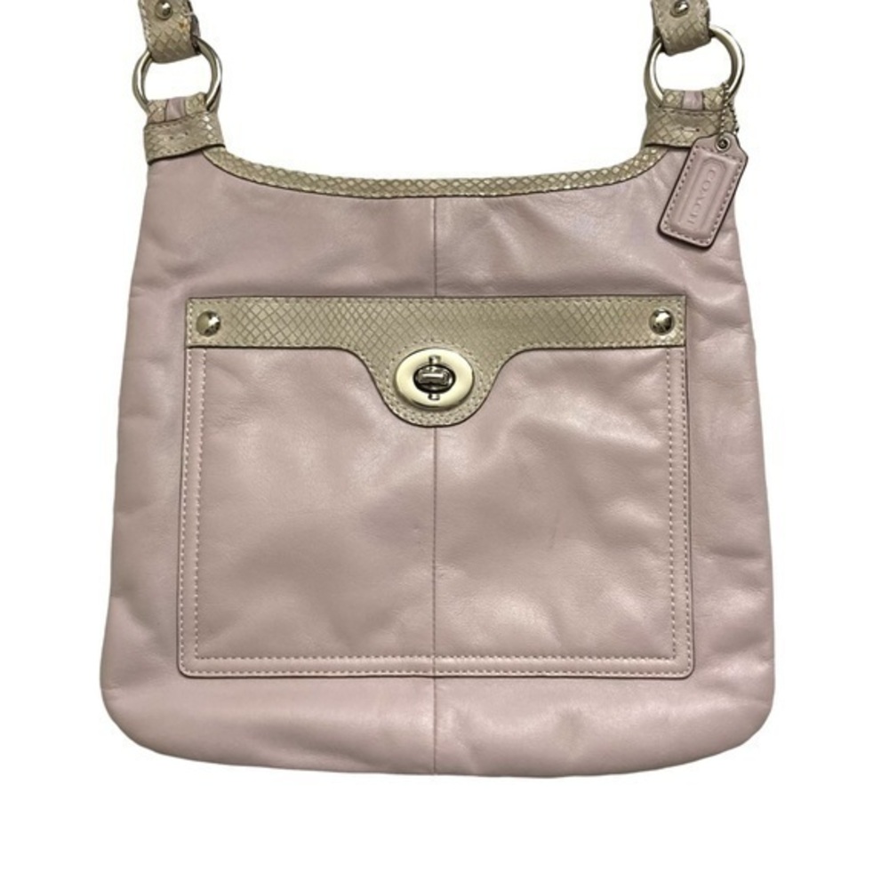 Coach light purple lavender exotic swingpack hippie bag crossbody
